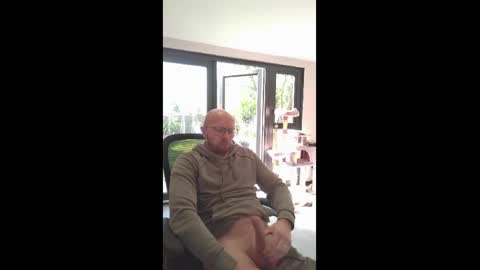 genuinecouple69 online show from April 8, 9:20 am