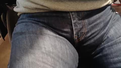 genus5678 online show from December 4, 1:42 pm