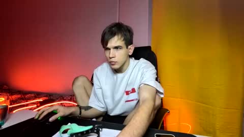 geo uni-yuni online show from December 10, 10:26 pm