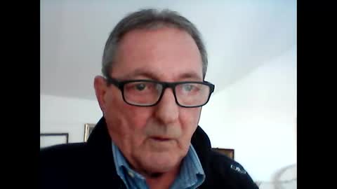 Snapshot of georg1412 chatting on January 15, 1:05 pm georg1412 online show from January 15, 1:05 pm