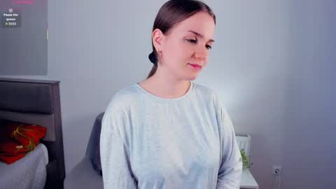 Julia online show from April 1, 5:54 pm