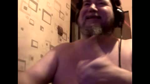 Snapshot of george84xxx chatting on February 16, 1:46 am GeOOXXX online show from February 16, 1:46 am