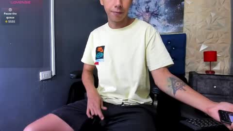 george_bigcock24cm online show from April 1, 1:23 pm