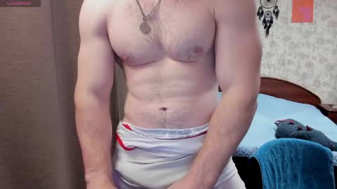 Snapshot of george_fflo chatting on May 15, 4:30 am George lush is active online show from May 15, 4:30 am