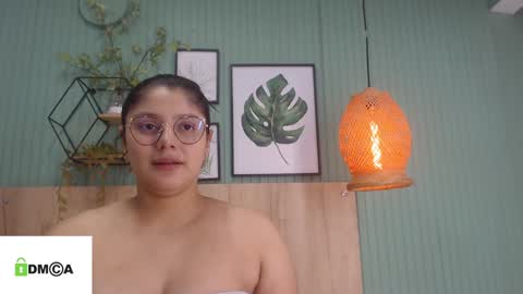 Snapshot of george_jonnes69 chatting on January 23, 10:22 am Geo J online show from January 23, 10:22 am