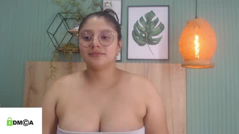 Snapshot of george_jonnes69 chatting on February 6, 1:43 pm Geo J online show from February 6, 1:43 pm