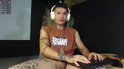 Snapshot of george_prince2 chatting on March 2, 2:41 am independent model online show from March 2, 2:41 am