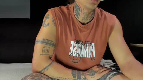 Snapshot of george_prince2 chatting on October 21, 11:27 pm independent model online show from October 21, 11:27 pm