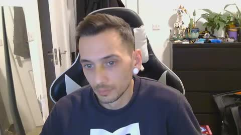 georgek0011 online show from March 16, 12:27 am