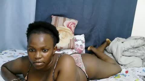 georgeous_kimberly online show from May 21, 12:39 am