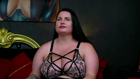 Snapshot of georgialerox chatting on June 4, 2:34 pm GeorgiaLerox online show from June 4, 2:34 pm