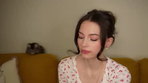 georgiamorandi online show from December 1, 9:58 am