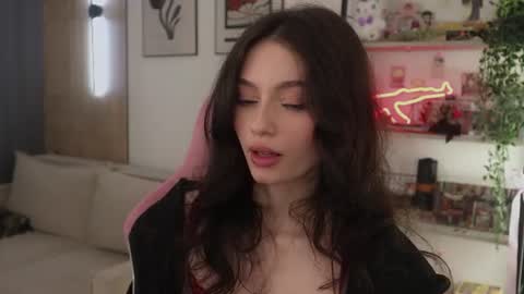 georgiamorandi online show from June 18, 12:09 pm