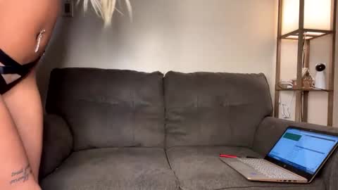 Snapshot of georgiawildxo chatting on February 17, 9:03 am georgiawildxo online show from February 17, 9:03 am