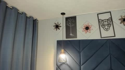 Snapshot of georgina_sensuelle chatting on February 24, 10:57 am Georgina online show from February 24, 10:57 am