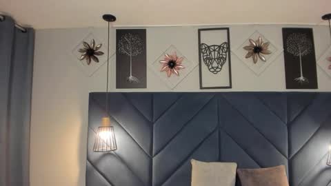 Snapshot of georgina_sensuelle chatting on March 25, 10:54 am Georgina online show from March 25, 10:54 am