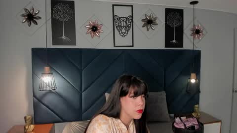 Georgina  online show from May 15, 10:55 am