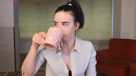 My name is Kelly online show from October 12, 3:05 am