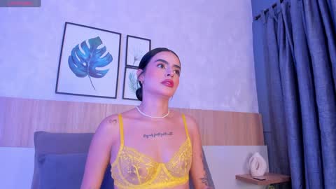 Kendal  online show from December 7, 7:21 pm