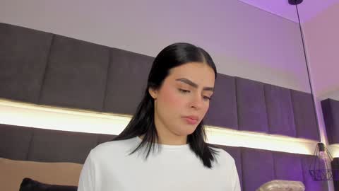 Kendal  online show from January 7, 10:08 pm