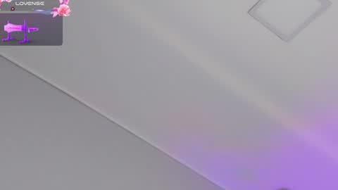 Kendal  online show from January 30, 1:55 am