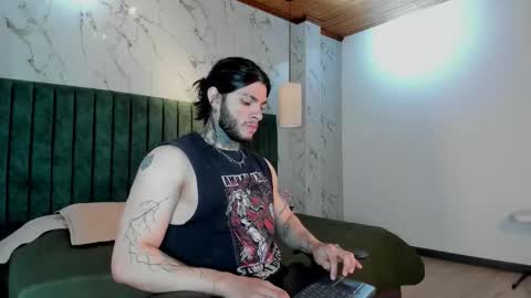 Georgios Makris online show from December 14, 3:23 am