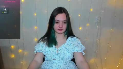Snapshot of gerda_bloempje chatting on December 31, 10:56 pm Gerda online show from December 31, 10:56 pm