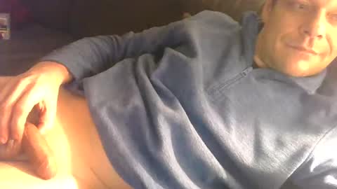 Snapshot of german33bi chatting on December 5, 4:09 am German33FFM1 online show from December 5, 4:09 am