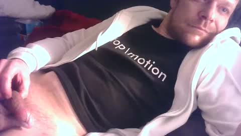 Snapshot of german33bi chatting on January 29, 4:58 am German33FFM1 online show from January 29, 4:58 am