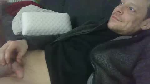 Snapshot of german33bi chatting on February 19, 6:00 am German33FFM1 online show from February 19, 6:00 am