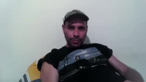 Snapshot of germanbang22 chatting on February 7, 9:46 am germanbang22 online show from February 7, 9:46 am