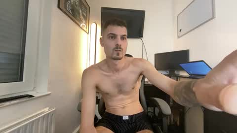 HeteroGermanbigdic77 online show from September 23, 12:41 pm