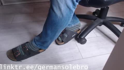 Snapshot of germansolebro chatting on May 19, 8:53 am GermanSoleBro online show from May 19, 8:53 am