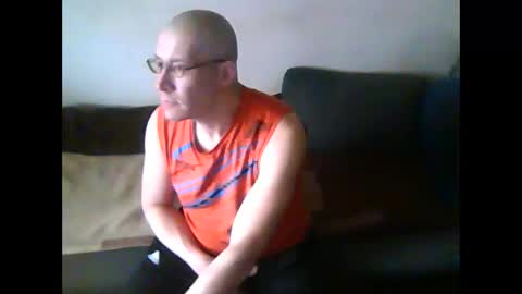 Snapshot of germantslover39 chatting on December 23, 10:42 am Alex39 online show from December 23, 10:42 am
