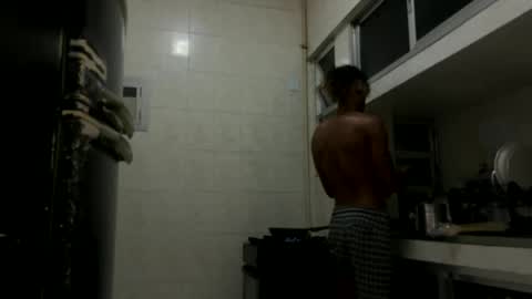 Snapshot of gerson229 chatting on April 6, 5:03 pm gerson229 online show from April 6, 5:03 pm