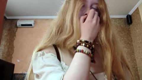 Kate online show from May 8, 10:37 pm