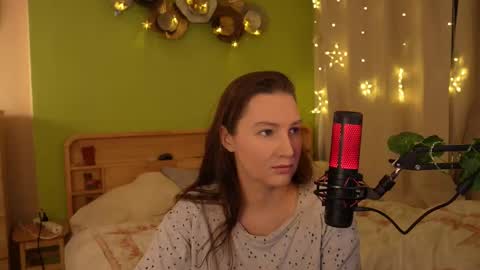 Snapshot of gessifossa chatting on October 21, 2:29 pm Anna online show from October 21, 2:29 pm