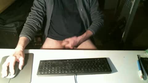 Snapshot of getz62 chatting on January 27, 10:27 pm getz62 online show from January 27, 10:27 pm