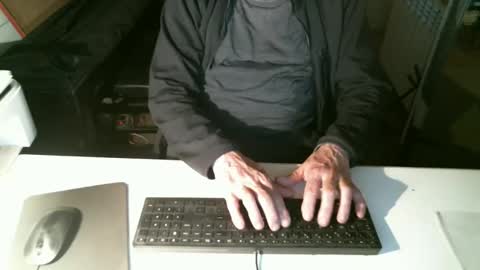 Snapshot of getz62 chatting on February 11, 11:22 pm getz62 online show from February 11, 11:22 pm