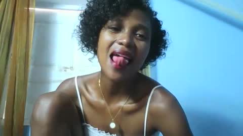 gggloria online show from November 21, 6:45 am