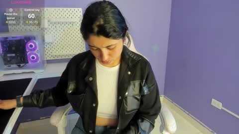 Danna Astrom online show from October 5, 7:01 pm