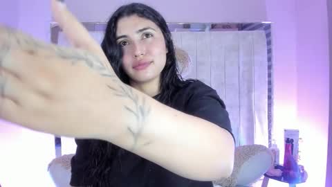 Danna Astrom online show from November 28, 1:41 am