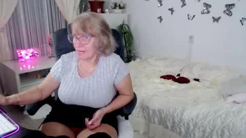 Ghertrudequeen online show from October 21, 2:45 am