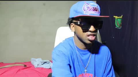 Snapshot of ghettolife2020 chatting on October 27, 4:22 pm ghettolife2020 online show from October 27, 4:22 pm