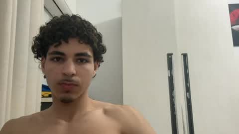 ghilassss online show from March 22, 10:24 pm