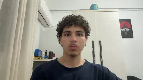 ghilassss online show from March 26, 11:21 pm