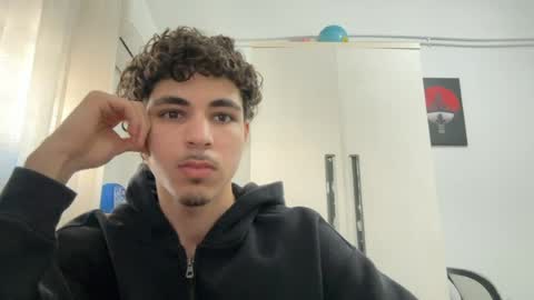 ghilassss online show from April 5, 2:36 pm