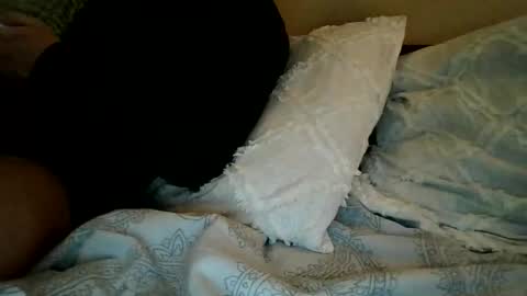 Snapshot of ghoangel chatting on April 3, 3:32 pm Gangel online show from April 3, 3:32 pm