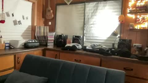 ghostboygbc online show from September 28, 3:56 am