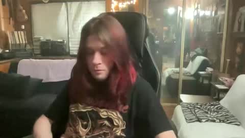 ghostboygbc online show from May 19, 3:13 am